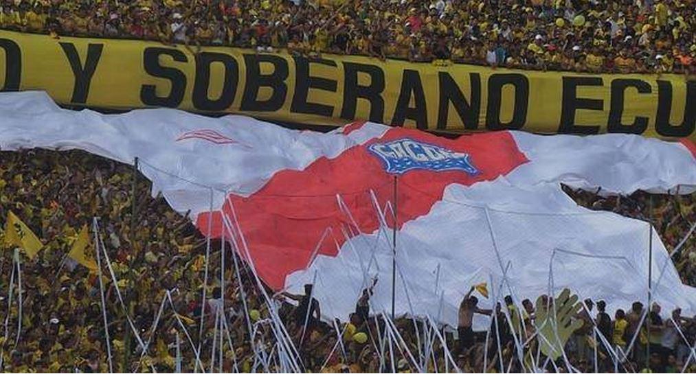 idoloTV's tweet photo. Recuerdan esta bandera por la Zona Norte #Felices12ZonaNorteAmarilloTVS http://t.co/uChTwmOD9y