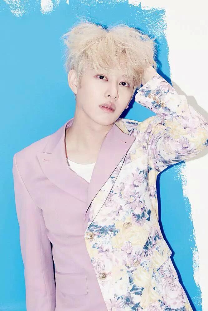 Saranghae-yo Kim Heechul!   Happy Happy Birthday to you! May you always be healthy and happy. 