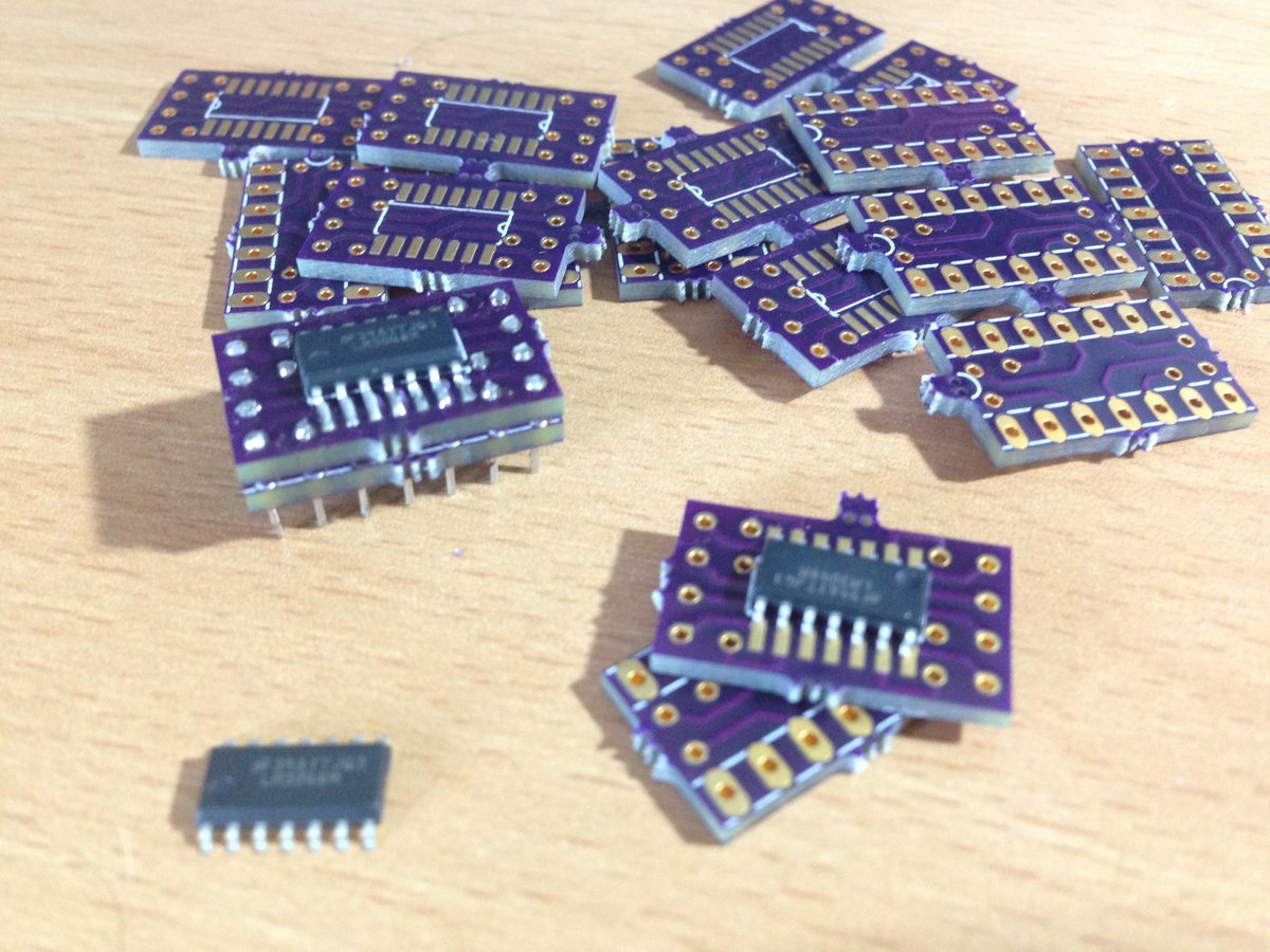 FYTMsynth's tweet image. SOIC-14 to DIP-14 adapter, here using LM3046 SMD as replacement for CA3046