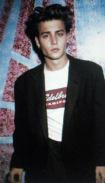 QueenKatysus's tweet photo. Johnny Depp appreciation tweet 🌸💕 http://t.co/2ac7xYyVGH