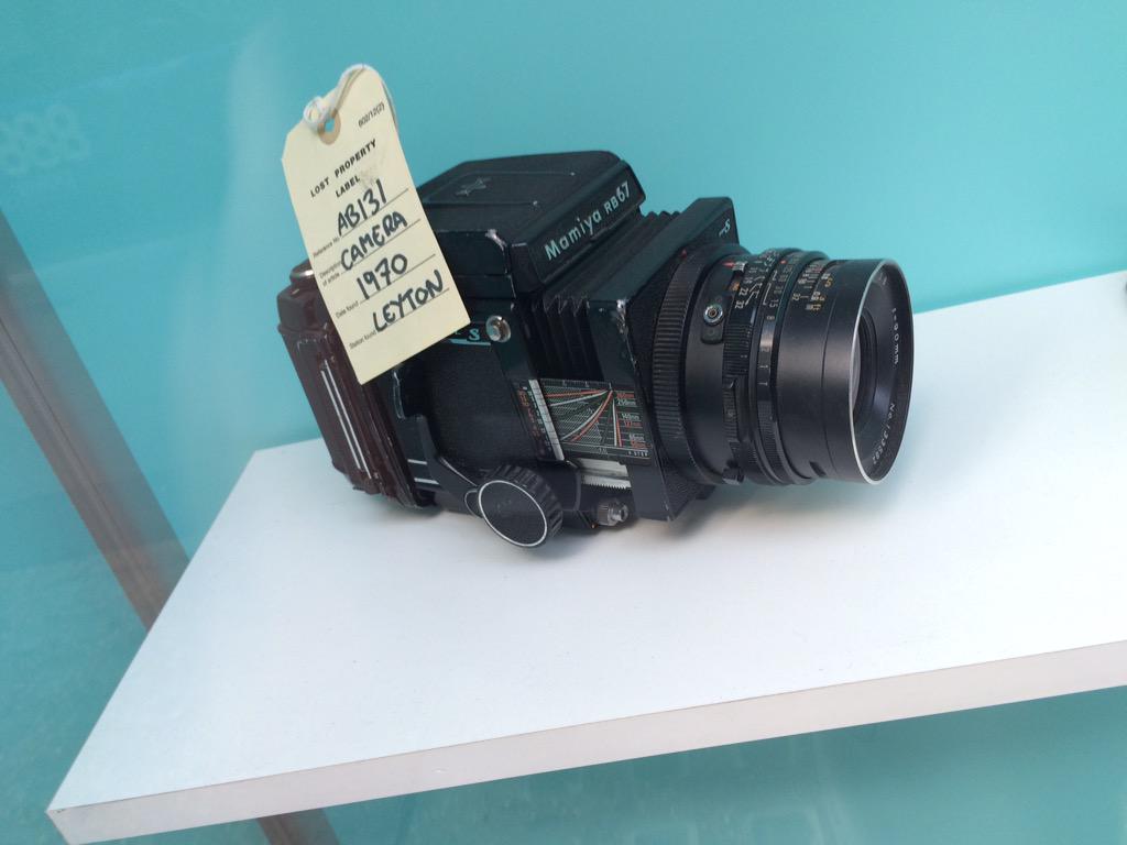 LCameraStyle's tweet image. #Mamiya RB67 w/ 90mm lens, TfL Lost Property Office, Baker St. Found in 1970 in Leyton and sadly unused for 45 years.