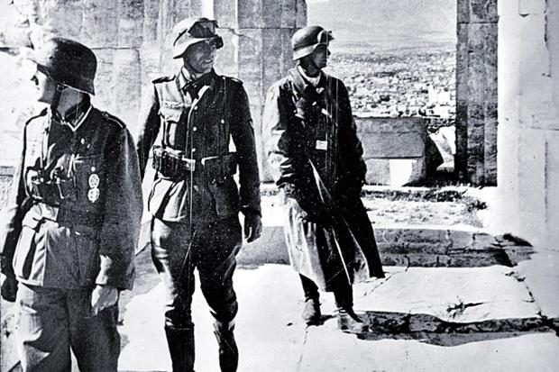 Germany owes Greece €13 billion for loans extracted by the Nazis, leading historian claims thetim.es/1Hmcp3y