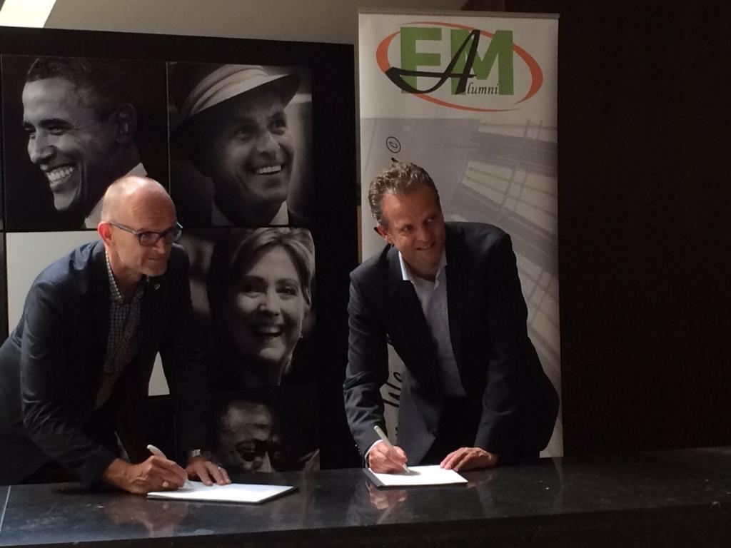Vandaag Strategisch Partnerschap getekend met #WorldForum. We gaan mooie dingen doen! #trots #fm #fmalumni #hhs