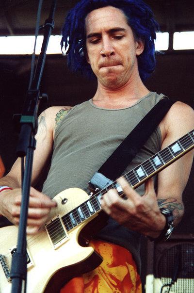 9 de julio de 1966, Happy Birthday
Eric Melvin
(NOFX) 