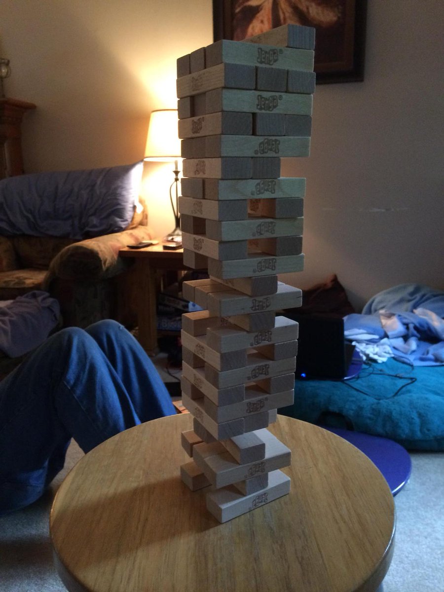 TheWilliamsCon's tweet photo. So THIS is happening right now... #WilliamsCon http://t.co/jEj3qmaFll