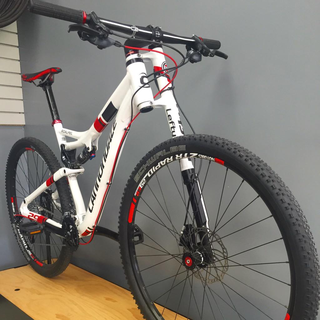 RB_Cyclery's tweet photo. The #Cannondale Scalpel 3 offers all the performance without the price tag. http://t.co/0sq9cc80SX