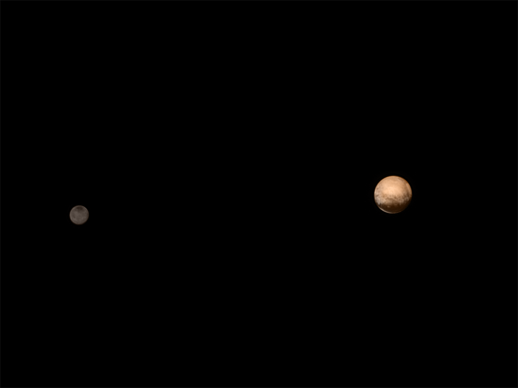 NASA's tweet image. We see more detail on Pluto &amp;amp; its moon as @NASANewHorizons gets closer than ever: go.nasa.gov/1LYYJmo #PlutoFlyby