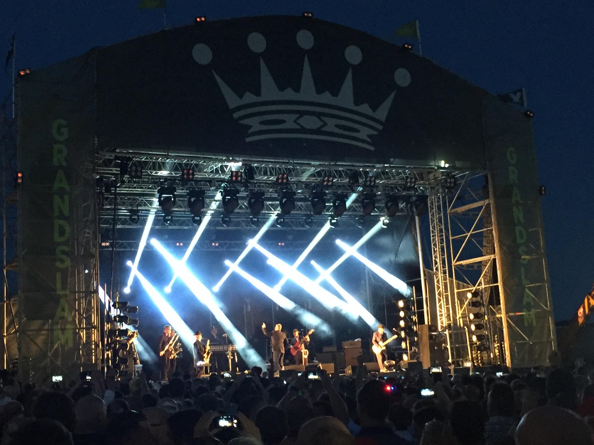 ODEEisOG's tweet photo. One step beyond! @MadnessNews #epsomlive that was a fun night :) http://t.co/zxVavBJD7K
