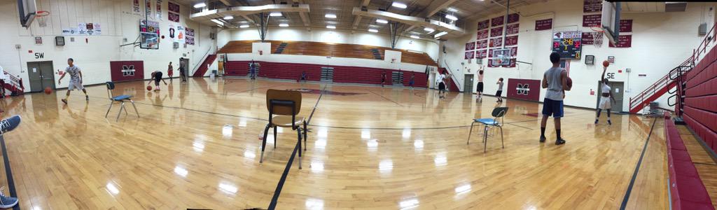 CamPridemore's tweet photo. Good afternoon of high effort in the weight room and gym for Munford basketball to finish off the week today! http://t.co/350kSyHzE0