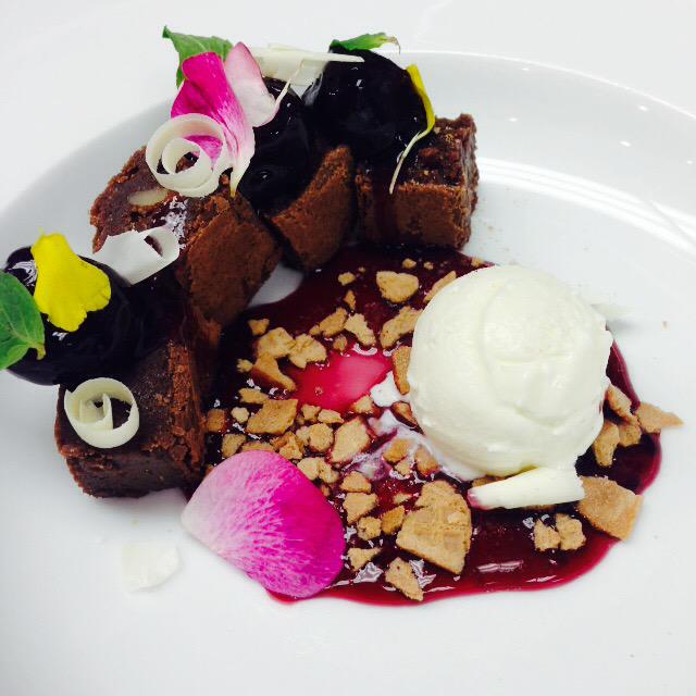 RogelioChef's tweet photo. @AlloyRestaurant will be closed tonight 4 stampede function come and see us @CandelaCalgary for some delicious fun!!! http://t.co/0sHYAKUcFU