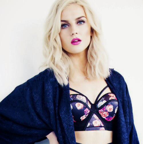 Happy birthday to my beautiful queen Perrie Edwards. 