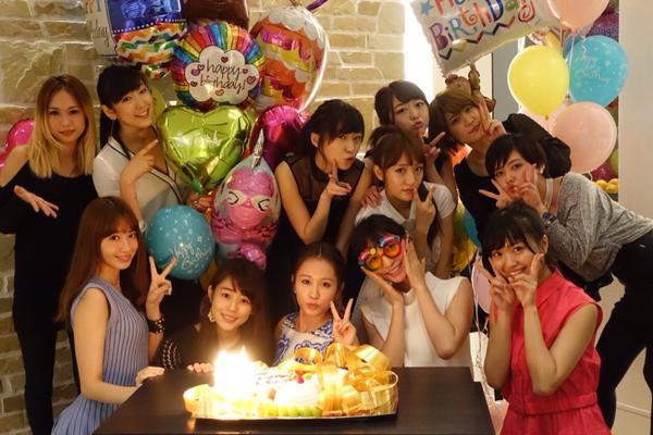 Happy Birthday, Atsuko Maeda ~~ Haruna Kojima, Mariko Shinoda, Minami Takahashi were there! Takahata Mitsuki, too! 