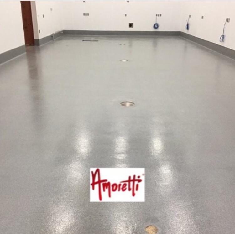 concretelusions's tweet photo. Here we did 1600 sqft of 3/16" Quartz System with seamless 12" cove. #concrete #flooring #quartz #decorativeflooring http://t.co/324VXnKIVF