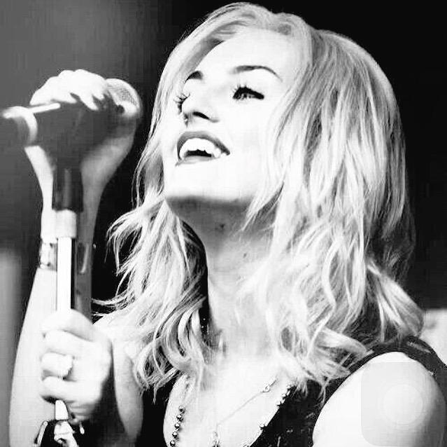 Happy birthday queen        my idol and my inspiration.. Perrie Edwards    .. I love you    