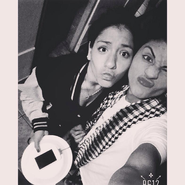 GhersiRomero's tweet photo. Momentos con la gordita 💜
Como amo a esta muchacha 💕
#jenny 😊 http://t.co/L9EGTT45d3