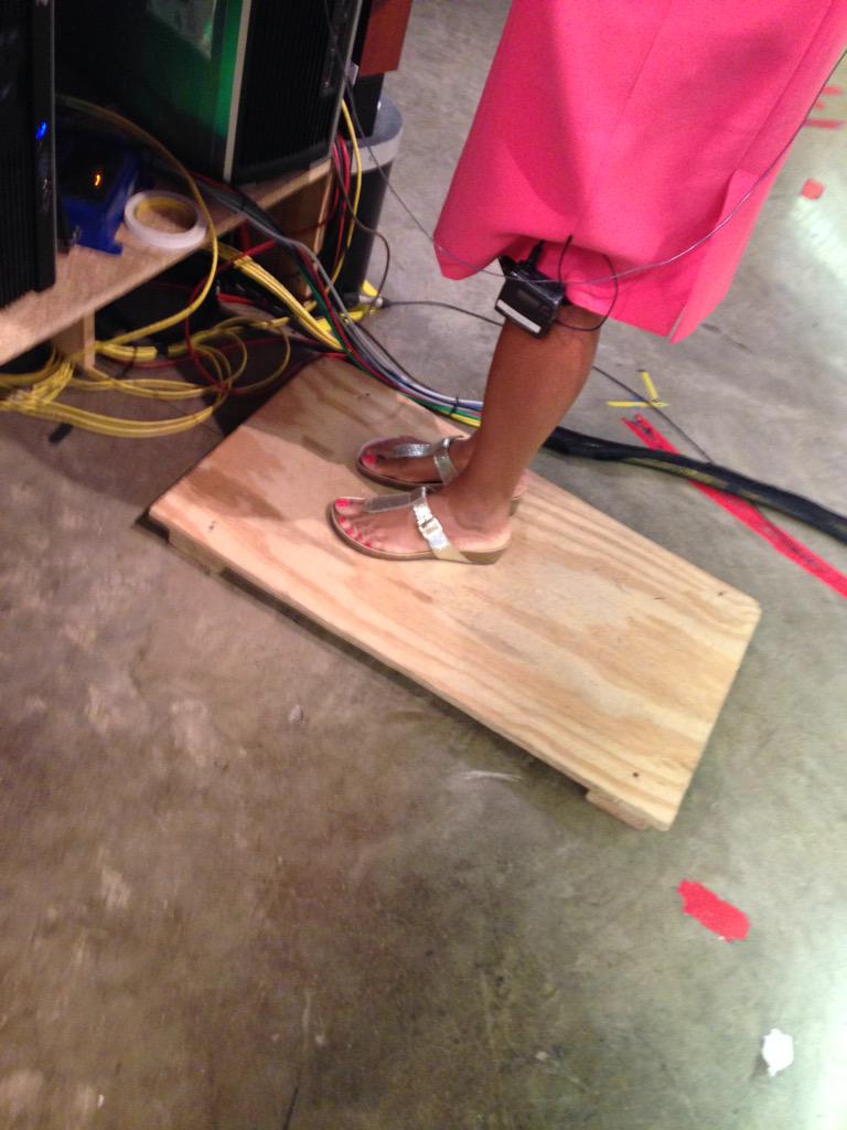 TrentMWeather's tweet photo. I love when @TearsaSmith joins me in the Wx center... I also love that she needs a step! Haha #ImOnly6'1 http://t.co/iMtRSty26x