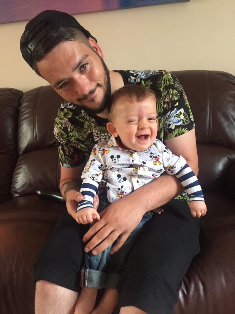 jamiethemc's tweet photo. Love this little mite #fatherhood http://t.co/gl5jNgwsmY