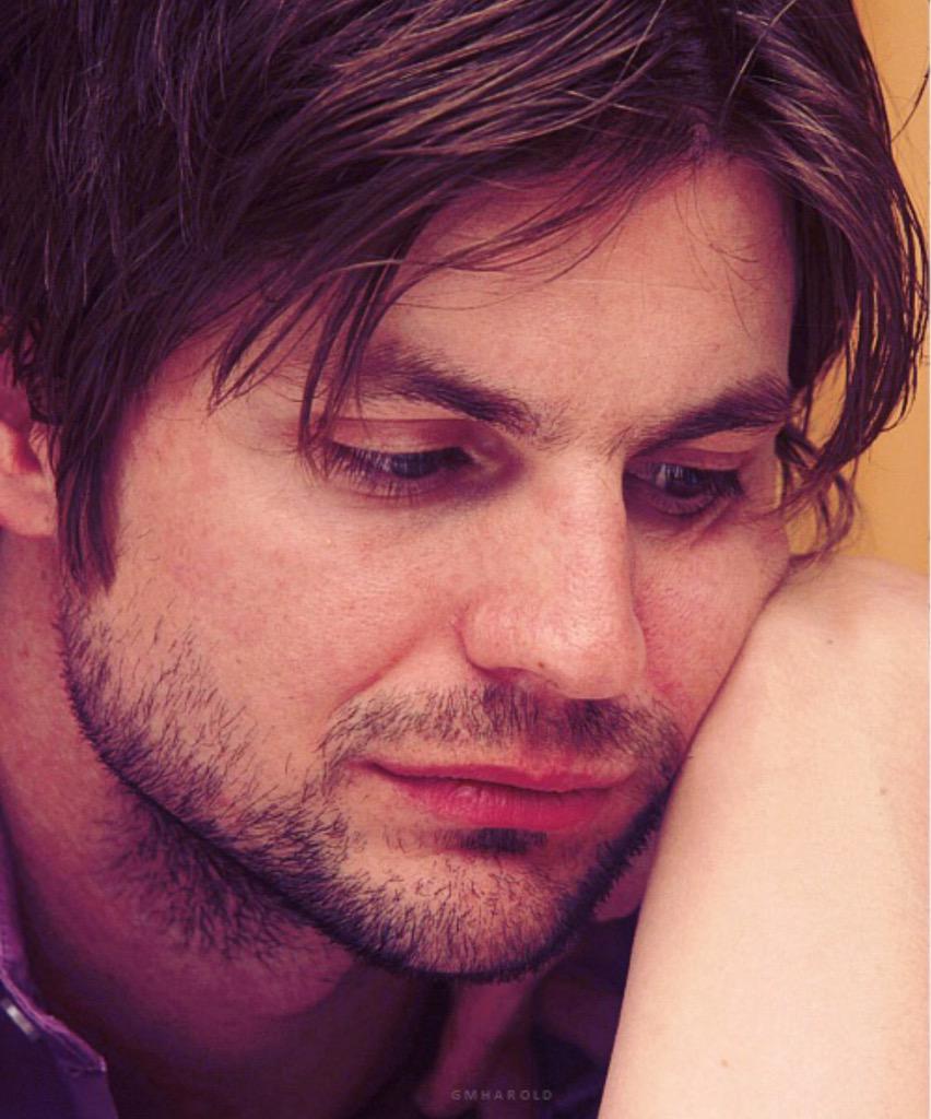 Happy birthday Gale Harold,be happy and  enjoy the day 