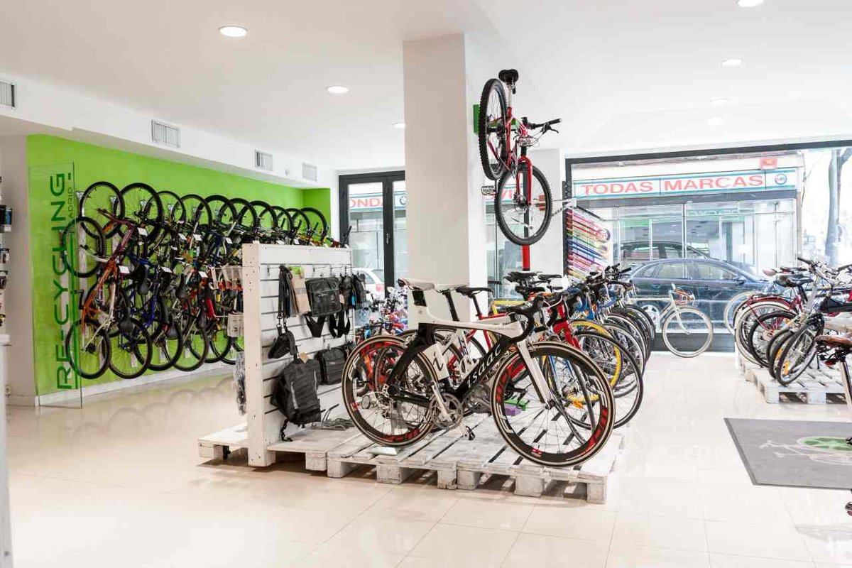 ¡Que buena noticia! El sector de la bici sigue en auge :) goo.gl/hGgGFO via <a href="/ciclosfera/">Ciclosfera</a> #Ciclismo