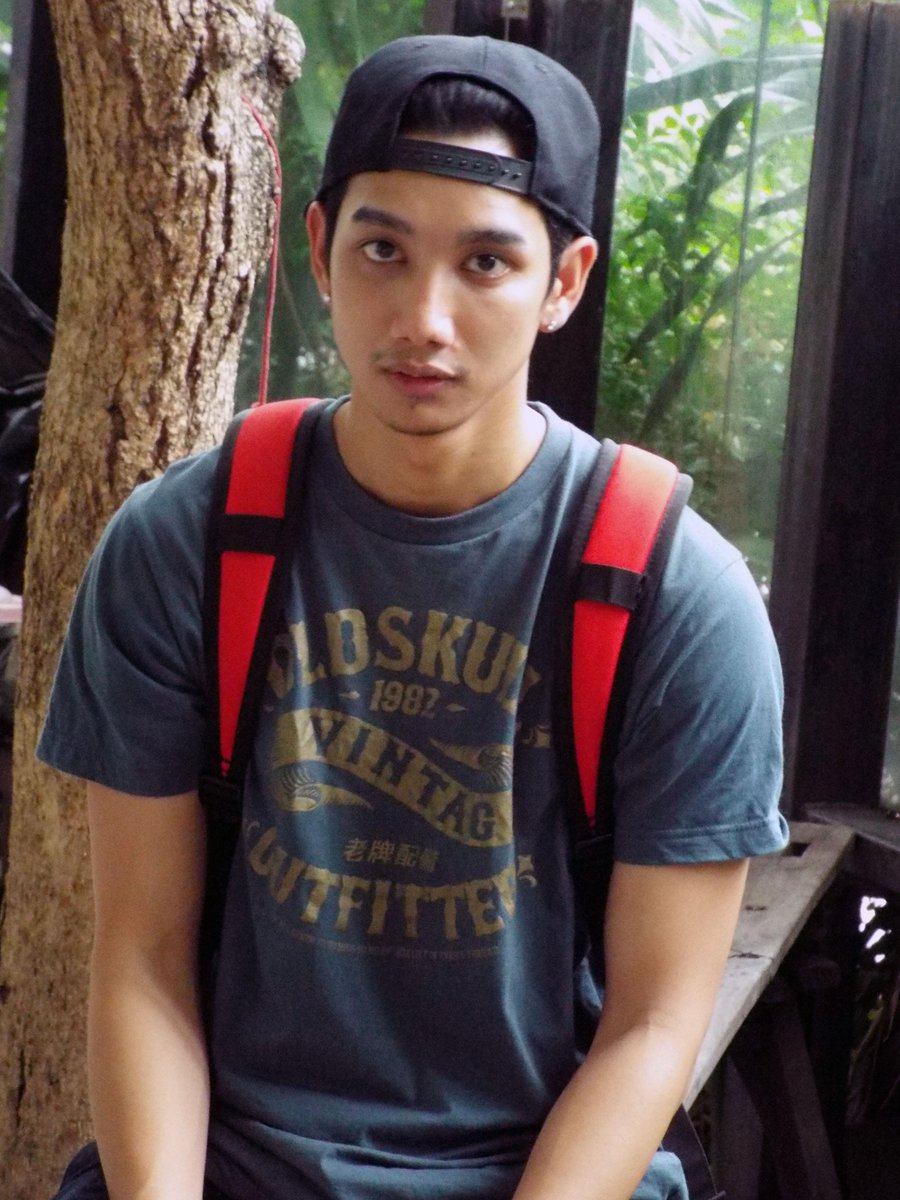 nunujang's tweet photo. @MagicSpellz2 @Macaf11_fc @mukmacaf11_fc @MacAimaf11 จ้องตาแข่งกันมะ 55 http://t.co/BTQNf8IDnK