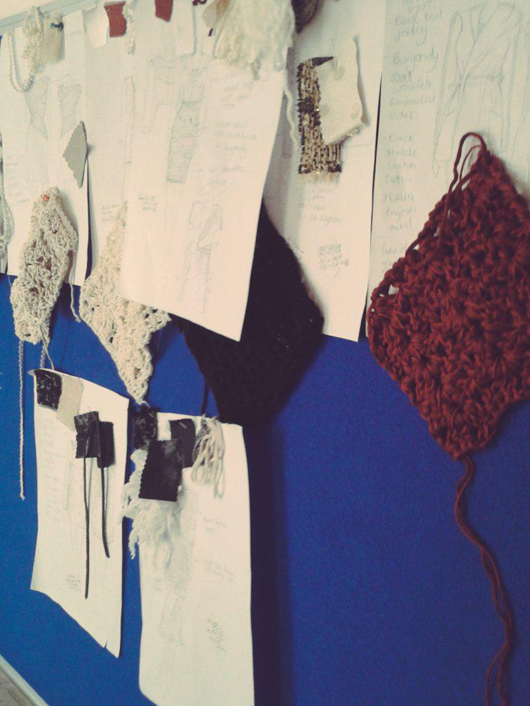 ToitDesigns's tweet image. Almost done working on a natural yarn winter knit range - fabric manipulation!!!! #Exciting #fashion #weaving