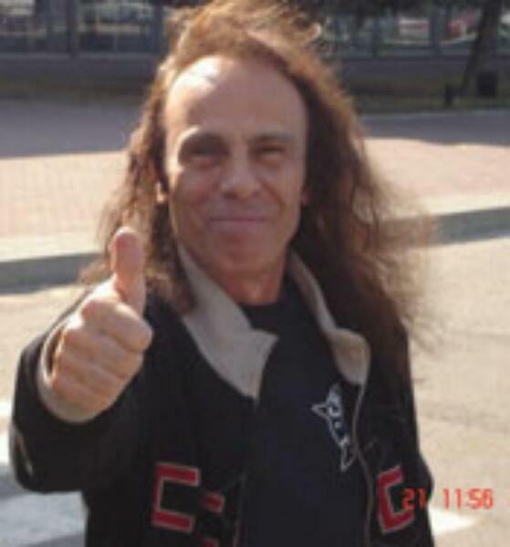 Happy Birthday to the late great Ronnie James Dio! Check this vid!
 