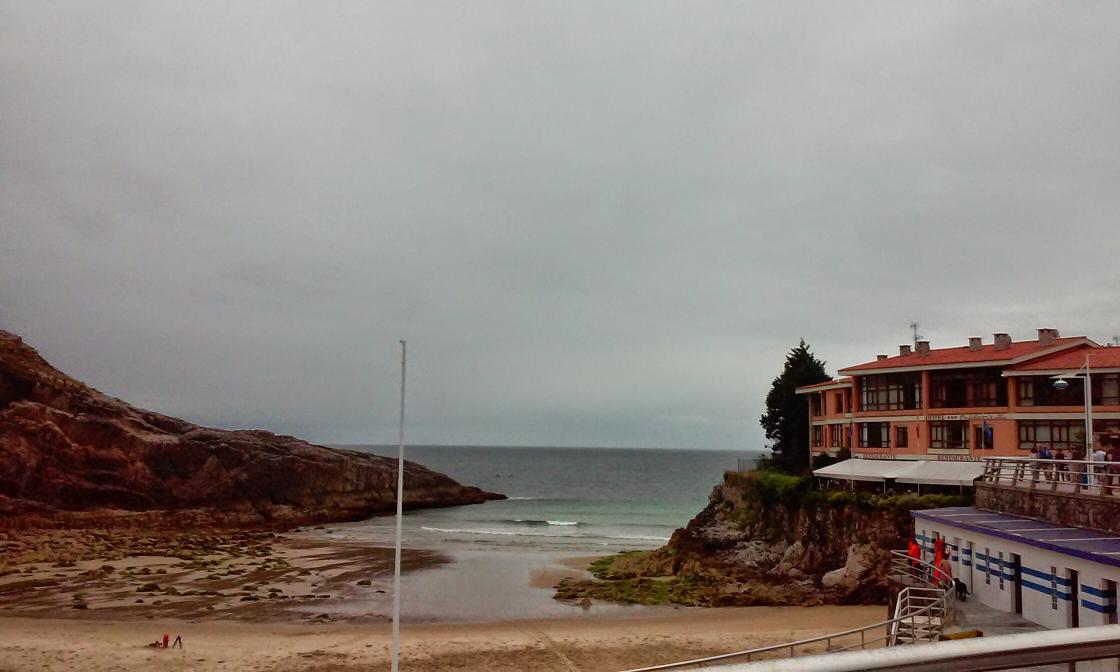 vanesa11e's tweet photo. De camino a mis playitas de llanes  😀🌊☀ http://t.co/adfKq0miPR
