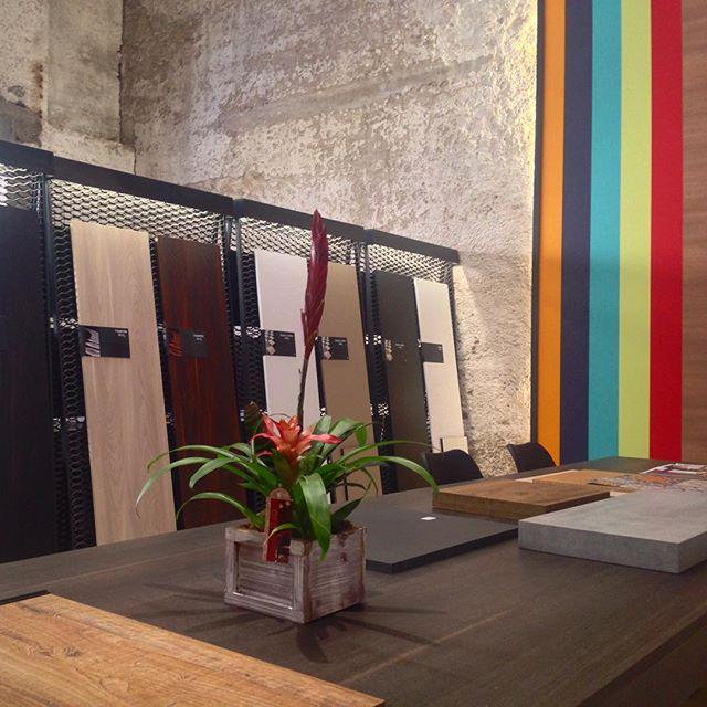 AthensInsta's tweet image. #cleaf #athens #khub #design #architecture #archilovers #work #surfacedesign #architecture… ift.tt/1UIqyCj