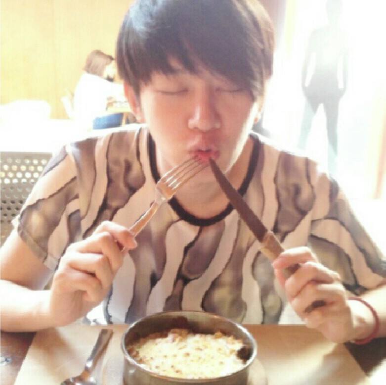 Happy Birthday Super Junior Cinderella Kim Heechul ! Saranghae oppa ;* 