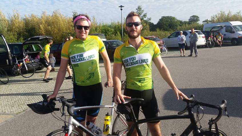 HeadfordSG's tweet photo. Best of luck to Charlie Watson and Lewis Bunn today! 205 miles to ride in 3 days for @CHSW #rideforpreciouslives http://t.co/0jMyYwq2Yp