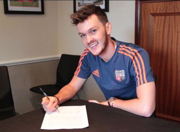 CJirkRnWoAAta3y.png