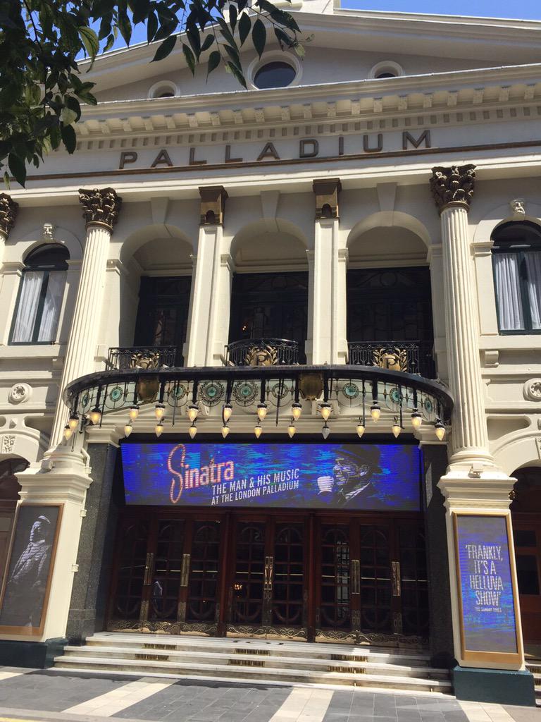 HollinsAmy's tweet photo. Here we go...opening night at the Palladium @SinatraOnStage @PalladiumLondon http://t.co/YHuDDb0sTr
