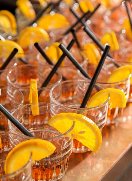 Reedbusiness's tweet photo. Zomerborrel RBI #borrel #Safari #leukstebedrijfvanNL #amsterdam http://t.co/fwNHCroKhX
