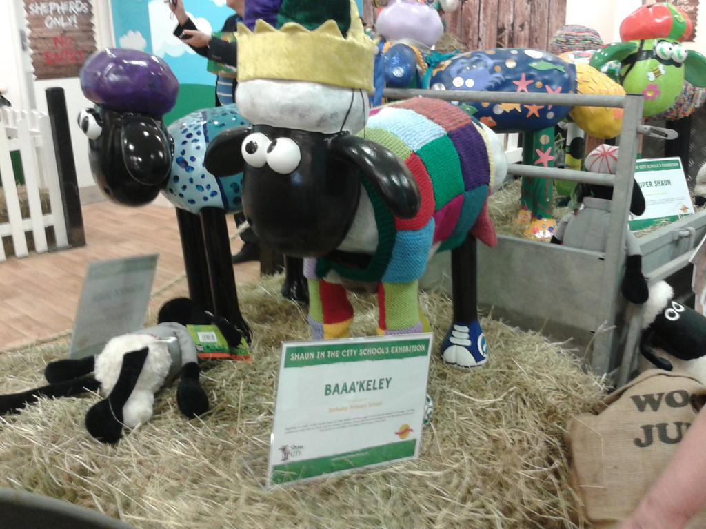 LisaDay11's tweet photo. @BerkeleyPrimary  Baaa'keley is at the Grommit Shop in The Mall, Cribbs Causeway! Doesn't he look dapper? http://t.co/0glxZtWX75