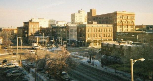 ReDecaturTweets's tweet image. The Most Influential Journalist in Decatur by Bob Sampson bit.ly/1LWbugE