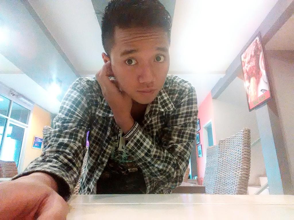 AhmadKissMe's tweet photo. #newstyle http://t.co/z3acQfMI0Z