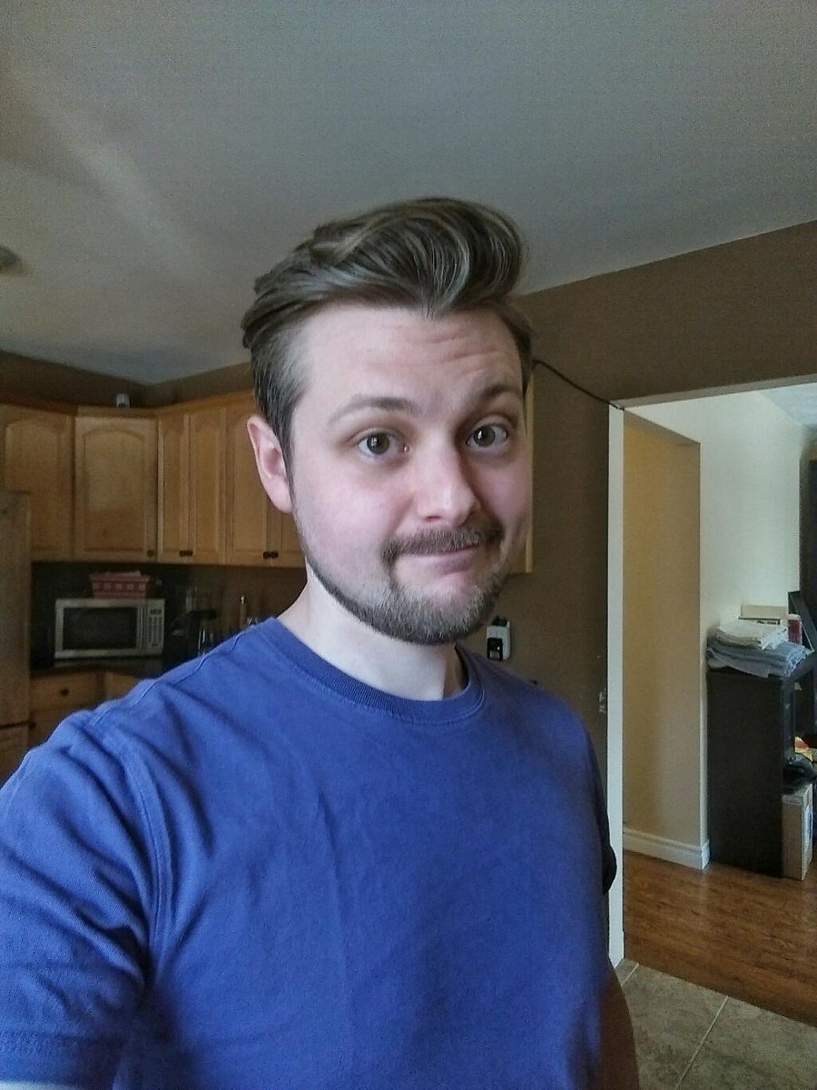 CorradoCoia's tweet photo. One of life's simple pleasures is waking up with your hair good to go. #wokeuplikethis #axegotstyle #magic? http://t.co/230kiE2jk7