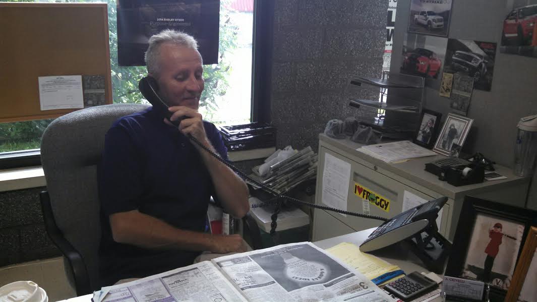 ACrivelliFORD's tweet photo. Joel Trojanowski, assists a customer VIA the telephone! #usedfords #newfords #cars #crossovers #suvs #trucks http://t.co/yHjyI1NCEK