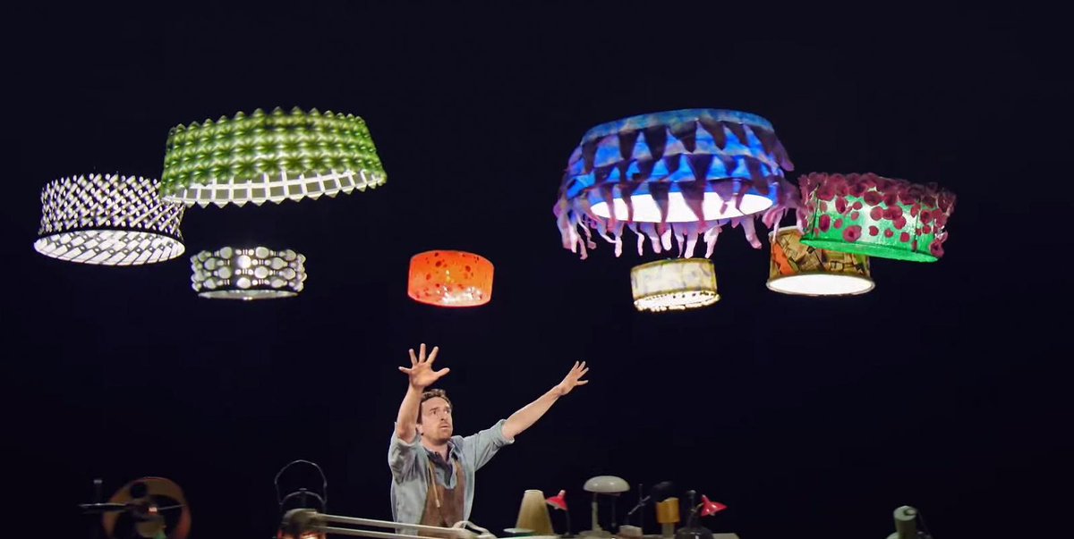 Itermind's tweet image. #CirqueDuSoleil,l'arte circense quando incontra i #droni 
scopri di più itermind.altervista.org/?p=479 
@itermind @ioretweet