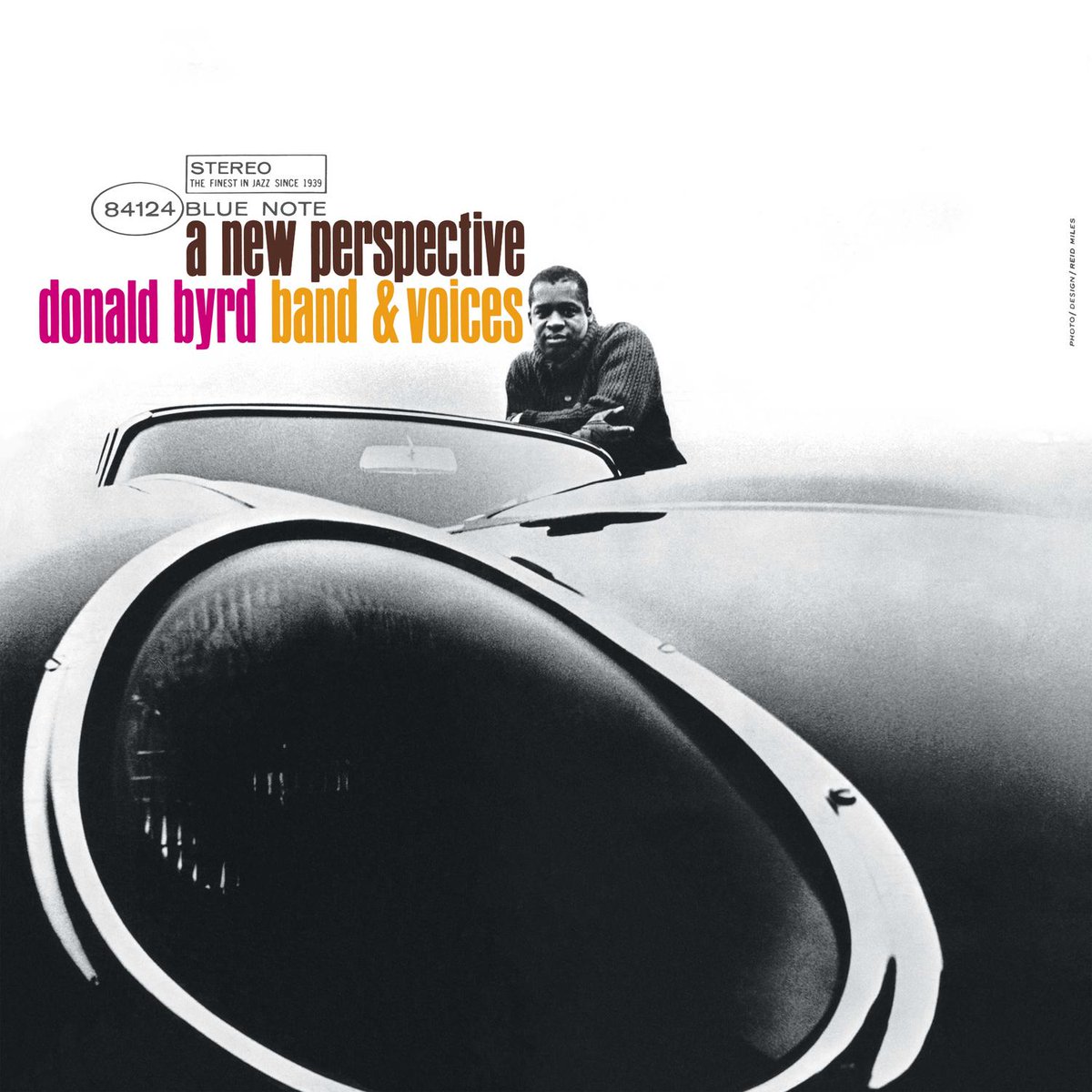 bluenoterecords's tweet image. Donald Byrd's magnificent 1963 band+voices album #ANewPerspective was just reissued on #vinyl smarturl.it/NewPerspective…