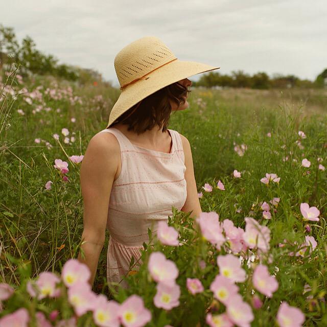 DalenaVintage's tweet image. Hooray, it's Friday! I feel like finding a place like this to call my office for the day. #ATXweekend #HappyFriday