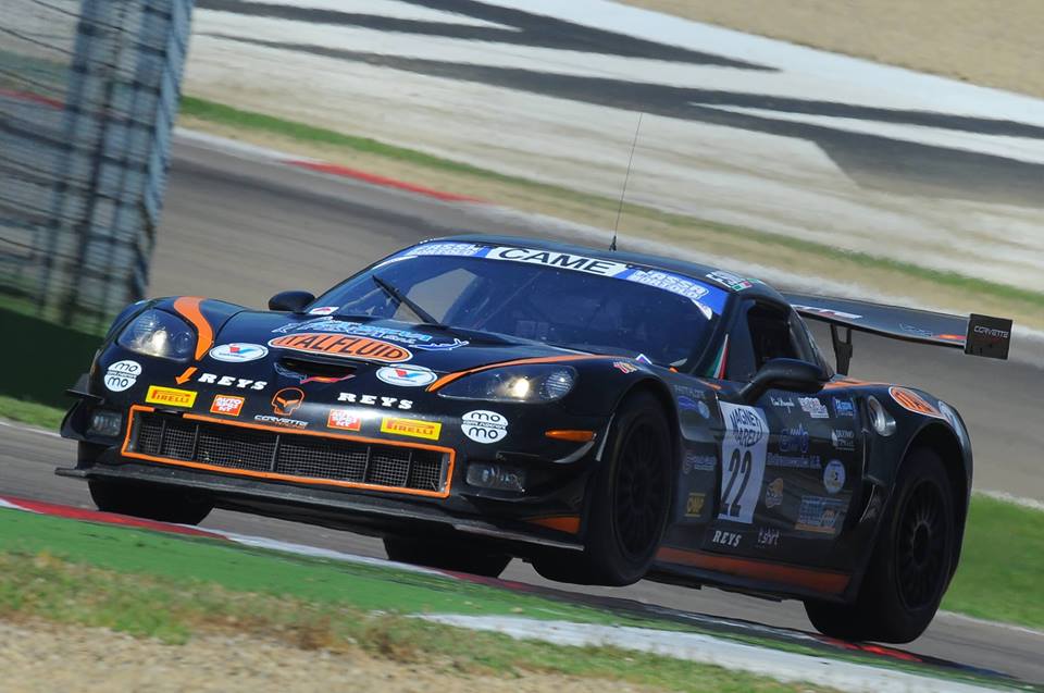 mediainmotion_'s tweet photo. E' tempo di qualifiche e gara 1 @SolarisMsport @CIGranTurismo #Mugello #mediainmotion http://t.co/6tDFe2bWSO http://t.co/bOwWvSbqZq