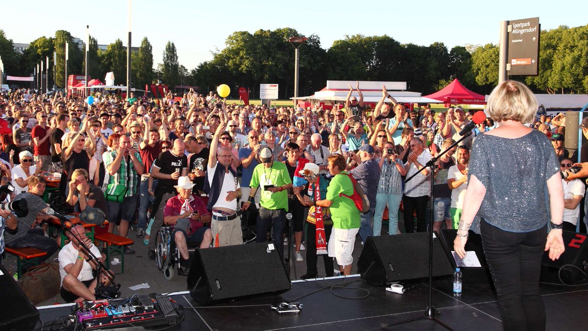 21. Come-Together-Cup 2015
Wunderbare Fotos unserer Topfotografen seit vielen Jahren: Viktor &amp; Volker (vvg-koeln.de)