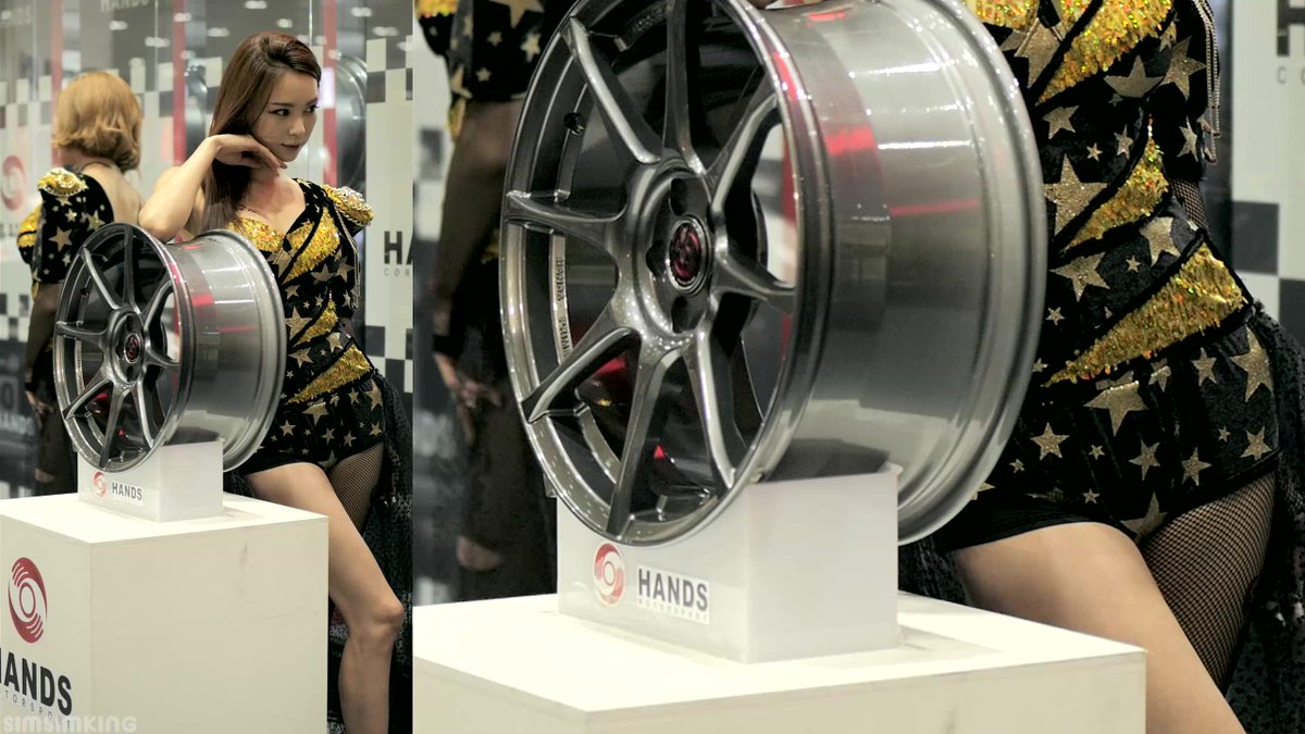KpopModel's tweet image. [직캠] 2015 서울 오토살롱 레이싱모델 주다하 Seoul Auto Salon Racing Queen 동영상보기 VIDEO youtu.be/oUjyQm6X6Fc