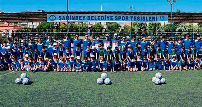 mtahmazoglu's tweet photo. Geleceğin sporcuları Şahinbey'de eğitiliyor.
http://t.co/Ksayjsj5J3 http://t.co/21ePO96DQY