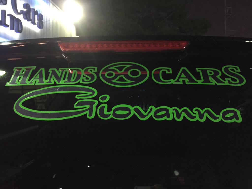 ハンズカーズ オリジナルステッカーです ハンズカーズとジオバンナ ついでにキャリパーもオリジナルペイント 差し色を入れてかっこいいですね O アメ車 ステッカー ジオバンナ Http T Co Huuuqjdakt