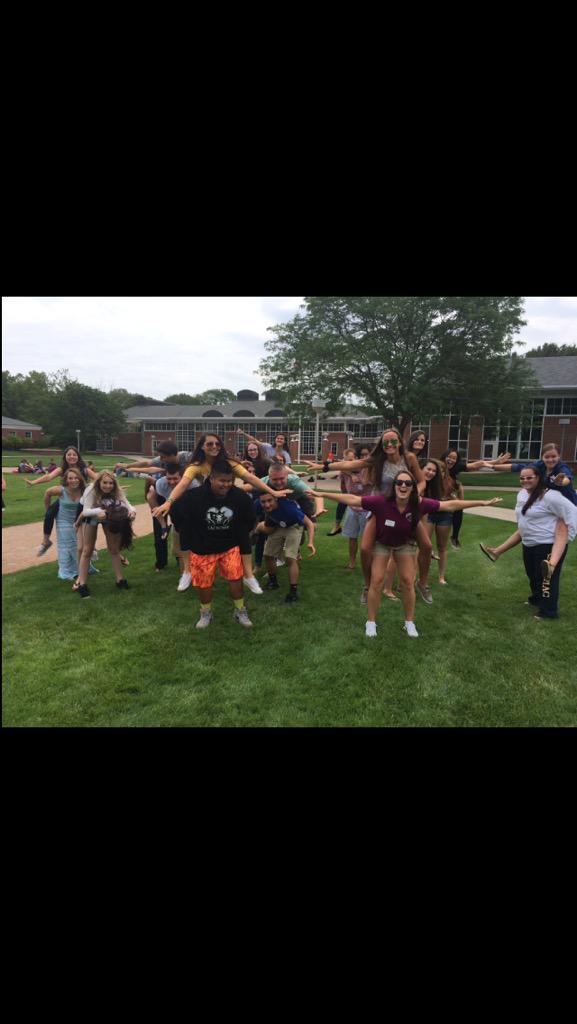 kickitin_parris's tweet photo. Whoa this is one of coolest pictures I have in my phone from #o2k15 http://t.co/r1mkS4XfSz