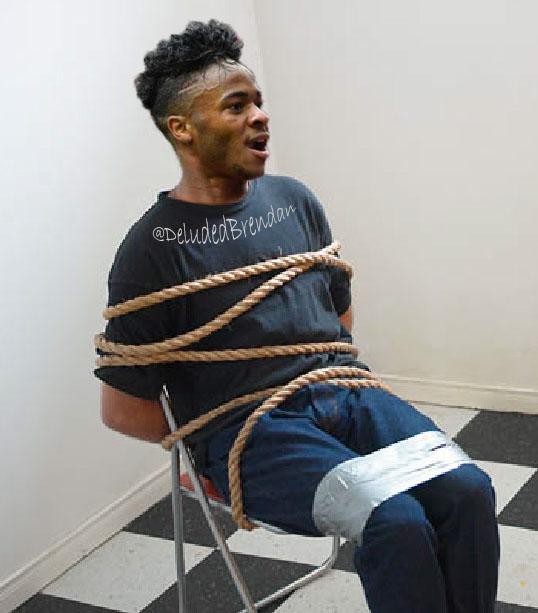 TheFootbaIlHub's tweet image. Great to have Raheem Sterling back to training today.

I think I will leave him here for the weekend.