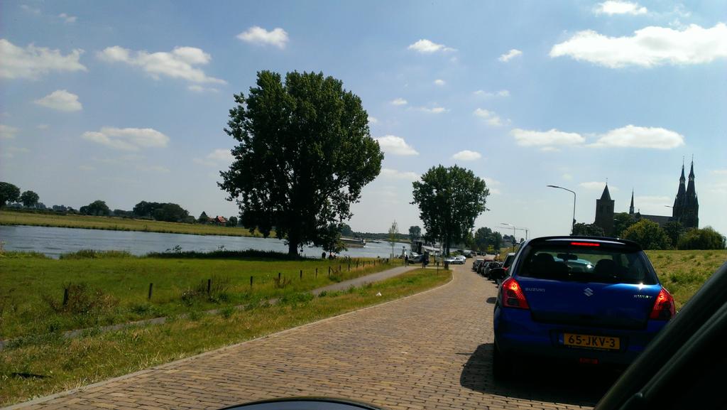 SFvandenBiesheuvel tweet media