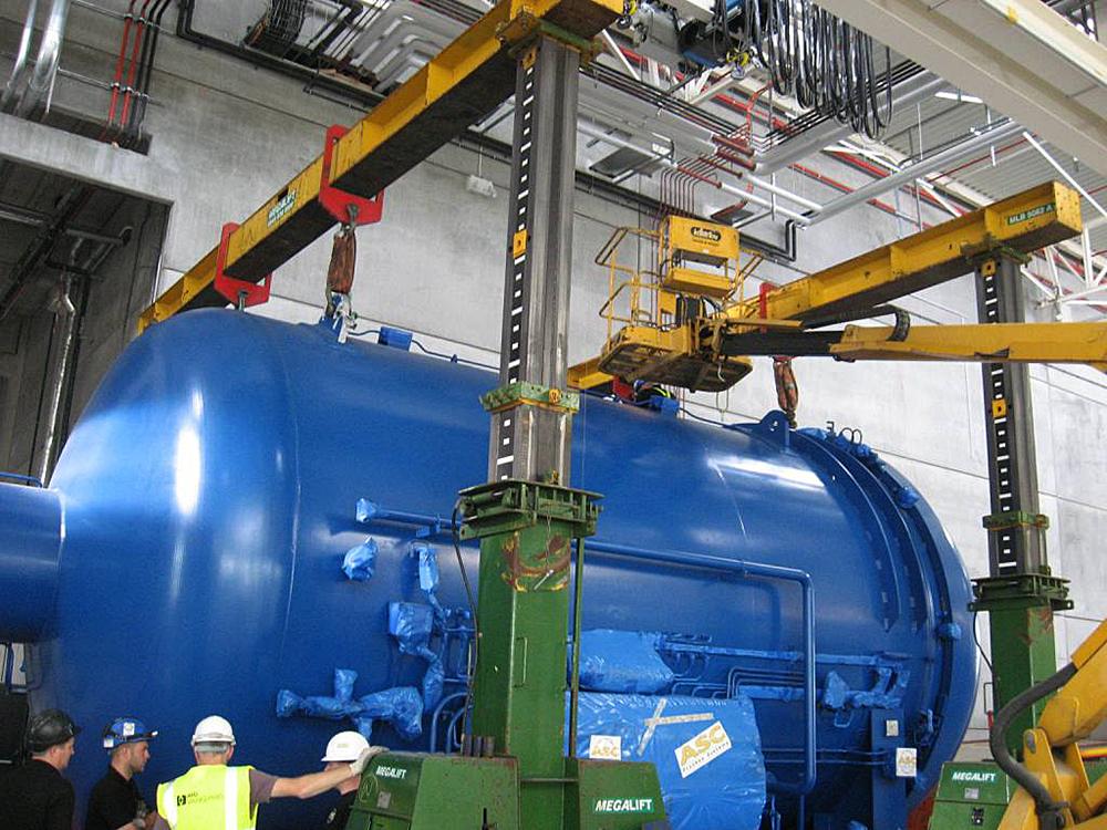 ainscoughuk's tweet photo. 48t autoclave installation carried out by the @ainscoughuk team at Air France Paris this week. #MachineMovers http://t.co/0OaXeSCXxF